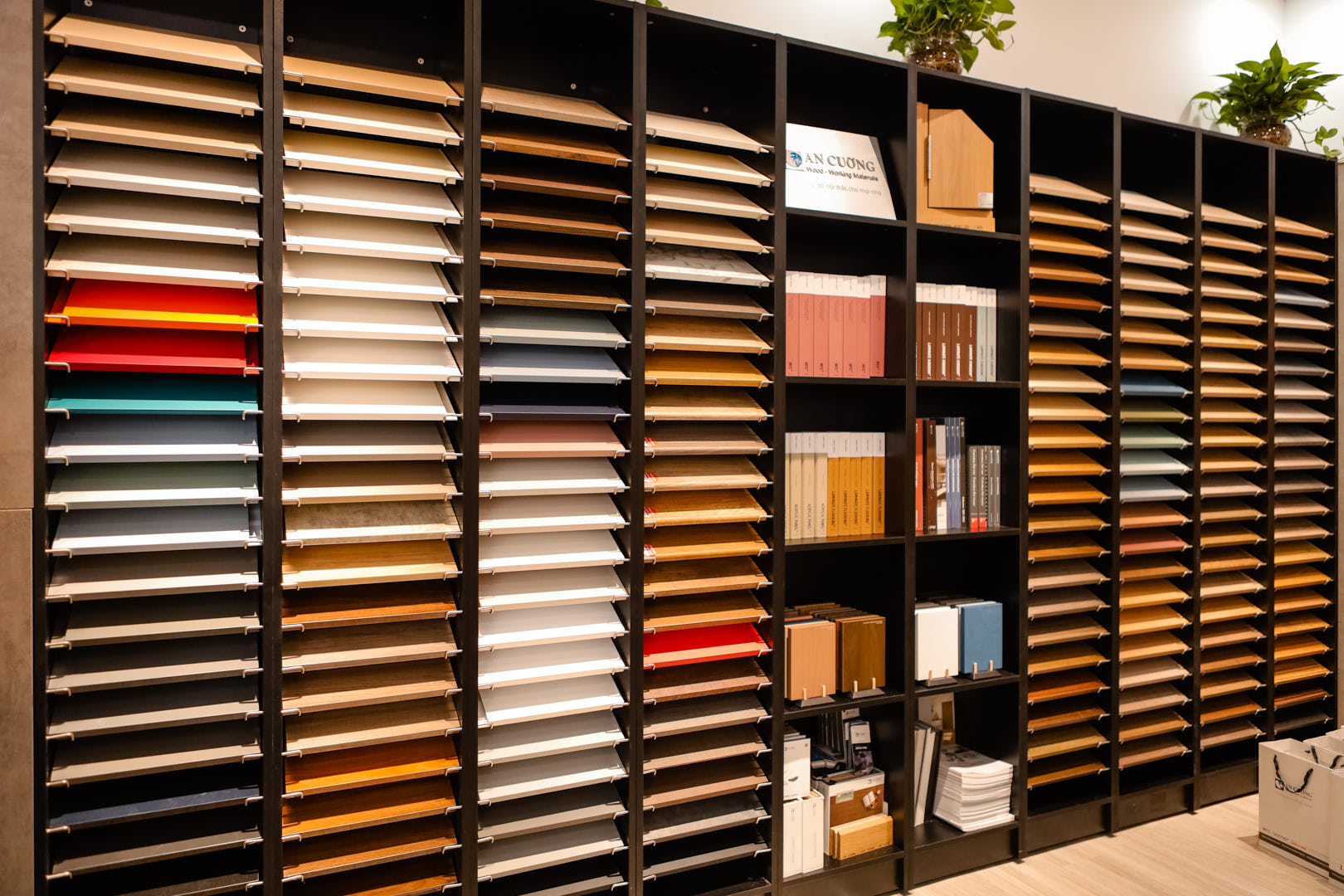 KHAI TRUONG_00 39-ancuong-kim hoanggia.jpg